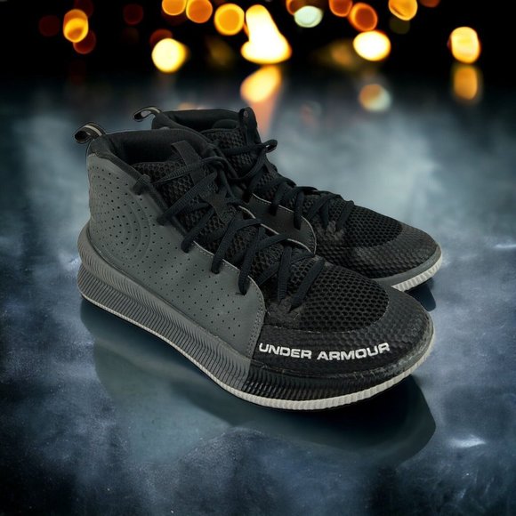 Under Armour Jet Sneakers HiTop 3022051-001 Black Gray Basketball Size: 10 - Picture 1 of 14